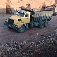 ولوو مدل۱۹۸۳  توپ طلا