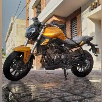 بنلی ۳۰۰ گلد