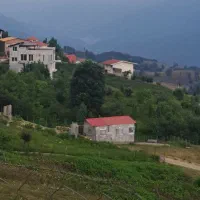 فروش-خونه-باغ-و-زمین-روستای-زیبای-لارما