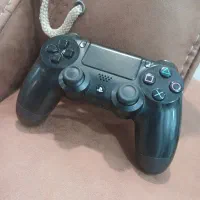 دسته ps4 در حد نو اصل