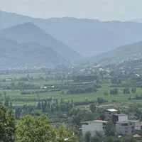 زمین ۳۰۰ متری ویودار در لوکیشن سریال پایتخت