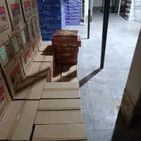 استخدام نیروی  کمک انبار  ظروف یکبار مصرف
