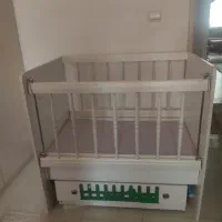 تخت نوزاد