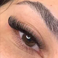 کاشت و اکستنشن مژه