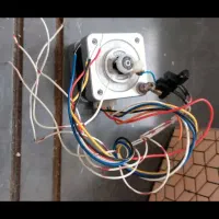 استپ موتور یا موتور پلکانی