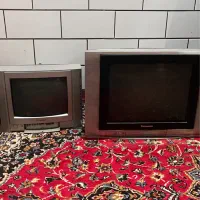 دو عدد تلوزیون