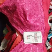 سوتین. فقط ۵۰