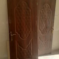 درب اتاقی و ورودی کاملا سالم و بدون ایراد