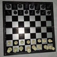 شطرنج مسافرتی مگنتی