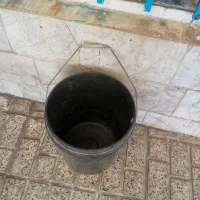 این سطل زباله در دار دسته داره محکم بیست لیتر هست|لوازم نظافت|مشهد, شهید معقول|دیوار