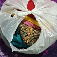 وسایل، لباس، کفش و کیف برای نیازمندان رایگان است.|لباس|پردیس, فاز ۳|دیوار