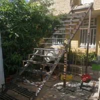 کلیه خدمات جوشکاری ساخت سازه های فلزی سبک و سنگین