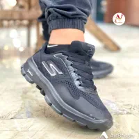 کفش ورزشی اسکیچرز آفباکس