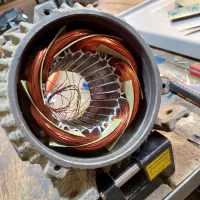 تعمیروسیم پیچی بالابر ساختمانی بصورت تخصصی|خدمات پیشه و مهارت|بروجرد, |دیوار