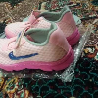 کفش بدون استفاده
