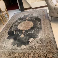فرش ۶ متری کاملا سالم و تمیز