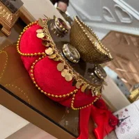 تعدادی وسایل حنا بندون