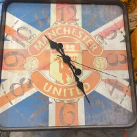ساعت دیواری طرح منچستریونایتد