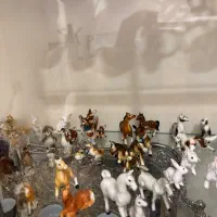 مجسمه|کلکسیون اشیاء عتیقه|کرج, عظیمیه|دیوار