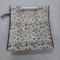 کیف سنتی با دسته چوبی