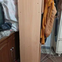 تلویزیون و زیر تلویزیون هردو|تلویزیون و پروژکتور|شیراز, دست خضر|دیوار