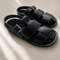 صندل چرم زارا (ZARA)