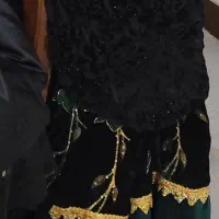 لباس محلی سبز ابریشمی|لباس|دهدشت, |دیوار