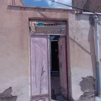 سلام‌خانه در‌آخمقیه بفروش‌میرسدبرخیابان‌دونبش