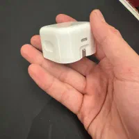 2 عدد اداپتور اورجینال اپل ۲۰ w نو نو