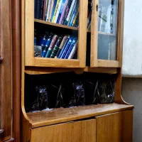 بوفه و میزتلویزیون