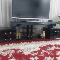 میز تلویزیون شیشه ای مشکی