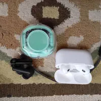 اکسسوری و تعدادی ایرپاد