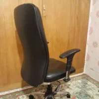 صندلی چرخی اداری|صندلی و نیمکت|شیراز, هفت تنان|دیوار