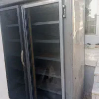 یک عدد فریزر ویترینی
