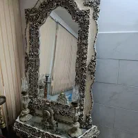 میز ناهار خوری و اینه