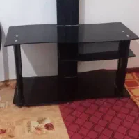 میز تلوزیون شیشه ای