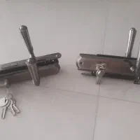 قفل و دستگیر در