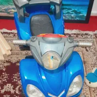 دوچرخه  و ماشین شارژی