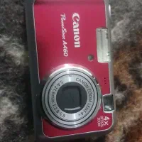 دوربین به همراه بایه دوربین باهم