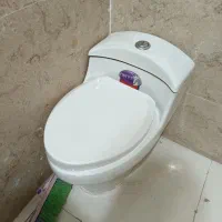 توالت فرنگی در حد اک