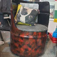 دکور بوتیک قفسه مانکن اینه جا کفش کتونی