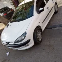 ۲۰۶مدل۸۸فروش فوری معاوضه دارم با پراید