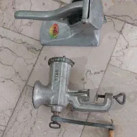 چرخ گوشتی و آبمیوه گیری دستی