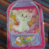 دو تا چرخ کیف و چهار تا کیف|کیف، کفش، کمربند|زرند, |دیوار