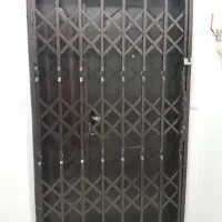 درب ورودی  با حفاظ کامل