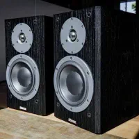 بوکشلف hi end داینادیو  dynaudio