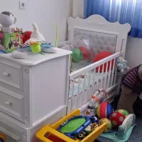 سرویس تخت و کمد لباس و ویترین نوزاد و کودک|تخت و سرویس خواب|بیرجند, |دیوار