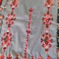 لباس بچگانه و بدن چوطل|لباس|سراوان, |دیوار