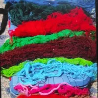 سلام مقداری نخ پته هست قیمت ۲ میدم همه رنگی