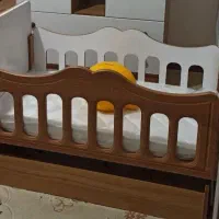 تخت نوزاد گهواره ای